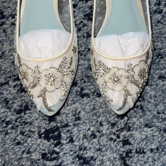 Bella Belle Bridal Flats - Picture 10 of 14